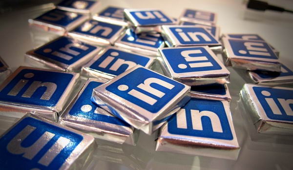 微软 LinkedIn 将再裁员 668 人插图
