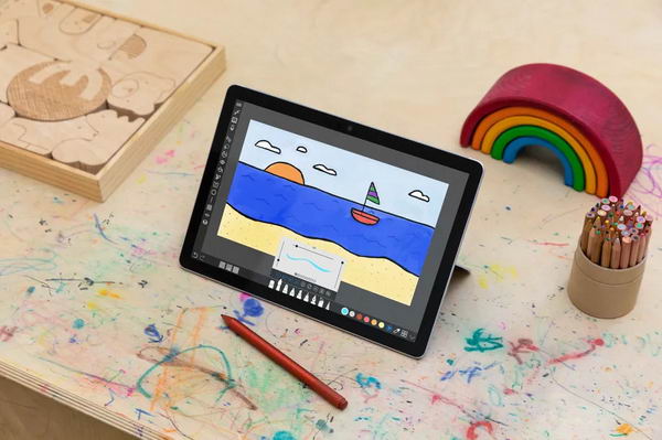 Surface Go 3 2023.11 新固件发布 - 改进指南针、无线和安全功能