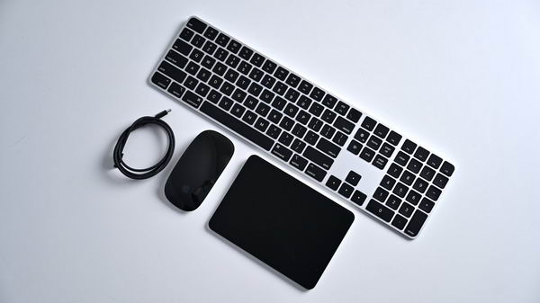 传USB-C版Magic Mouse、Magic Keyboard和Trackpad将于2024年春季面世