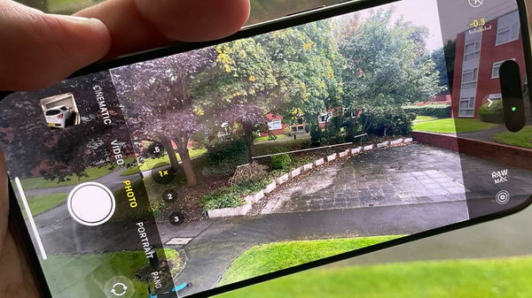 如何在 iOS 17 相机中使用新的水平仪