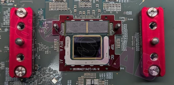 英特尔 Lunar Lake-MX CPU：8 个内核、8 个 Arc GPU 核显、内置 LPDDR5x 内存插图